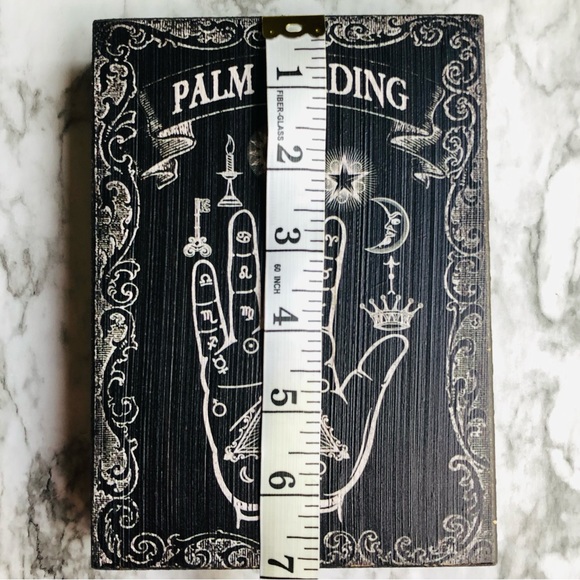 Palm Reading Hamsa Hand Sign - Picture 3 of 15